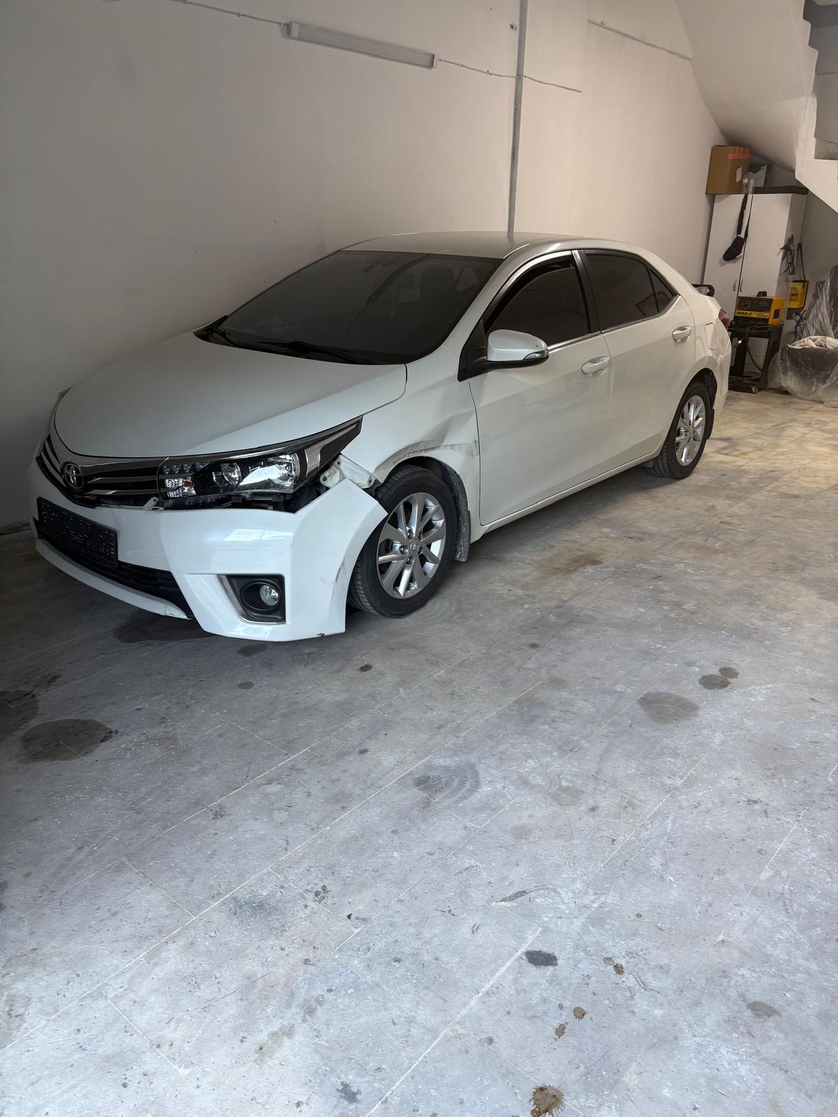 okal boya ve göçük düzeltme işlemi tamamlanmış araç fotoğrafı